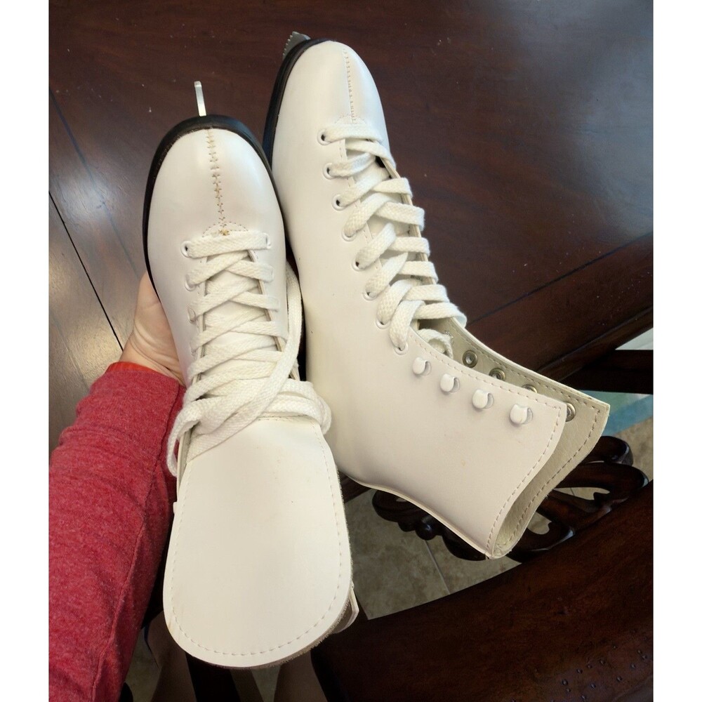 Aerflyte Ice Skates NEW Vintage Style Figure Skates Unisex Leather Classic - Picture 10 of 10